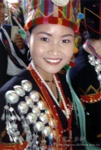 景颇姑娘,传承民族风情的美丽使者